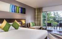   Novotel Phuket Karon Beach Resort & Spa 4*  10