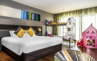 Novotel Phuket Karon Beach Resort & Spa 4*  5