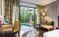 Novotel Phuket Karon Beach Resort & Spa 4*  3