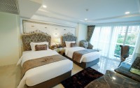   Lk Emerald Beach 4*  62