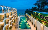   Lk Emerald Beach 4*  54