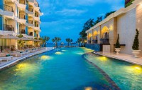   Lk Emerald Beach 4*  38