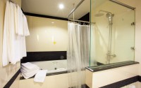 Floral Hotel Dolphin Circle Pattaya 4*  2