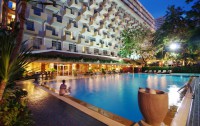   Golden Beach Hotel Pattaya 3*  1