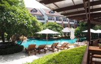   Woodlands Hotel & Resort 3*  36