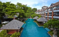   Woodlands Hotel & Resort 3*  1