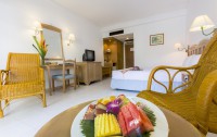   Amora Beach Resort Phuket 4*  43