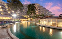   Andaman Embrace Patong 4*  33