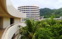   Hilton Phuket Arcadia Resort & Spa 5*  62