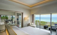   Hilton Phuket Arcadia Resort & Spa 5*  30