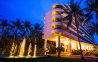   Hilton Phuket Arcadia Resort & Spa 5*  46