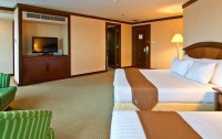   Baiyoke Sky Hotel 4*  26