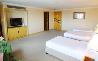   Baiyoke Sky Hotel 4*  25