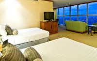   Baiyoke Sky Hotel 4*  16