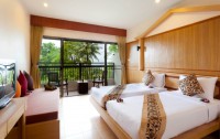   Patong Lodge Hotel 3*  13