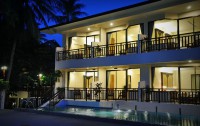   Patong Lodge Hotel 3*  21