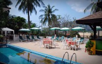   Patong Lodge Hotel 3*  32