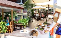   Alpina Phuket Nalina Resort & Spa 4*  25