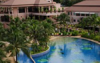   Alpina Phuket Nalina Resort & Spa 4*  14