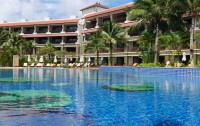   Alpina Phuket Nalina Resort & Spa 4*  13