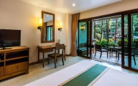   Ravindra Beach Resort & Spa 4*  57