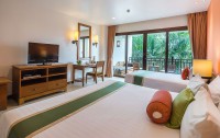   Ravindra Beach Resort & Spa 4*  55