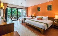   Ravindra Beach Resort & Spa 4*  54