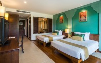   Ravindra Beach Resort & Spa 4*  44