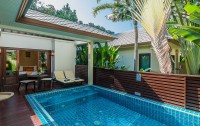   Ravindra Beach Resort & Spa 4*  33