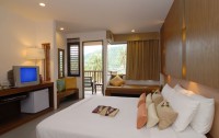   Peach Blossom Resort 4*  18