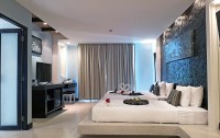   The Zign Hotel 4*  49