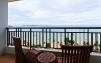   D-beach Pattaya Discovery Beach Hotel 4*  18