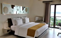   D-beach Pattaya Discovery Beach Hotel 4*  11