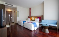   D-beach Pattaya Discovery Beach Hotel 4*  24