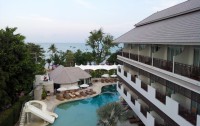   D-beach Pattaya Discovery Beach Hotel 4*  31