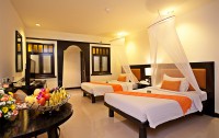 Woraburi Phuket Resort & Spa 4*  3