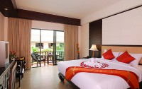 Nipa Resort 4*  4