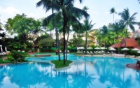   Patong Beach Hotel 4*  25