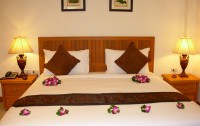   Malibu Resort & Beach Club Koh Samui 4*  7