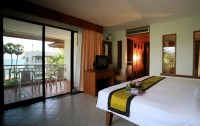   Sunset Beach Resort 3*  12