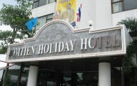   Jomtien Holiday Hotel 3*  35