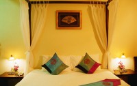   The Old Phuket Karon Beach Resort 3*  28