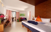   Sunwing Kamala Beach 4*  66