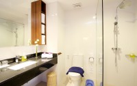   Sunwing Kamala Beach 4*  63