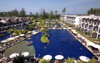   Sunwing Kamala Beach 4*  54