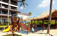   Sunwing Kamala Beach 4*  38