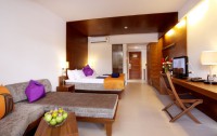   Sunwing Kamala Beach 4*  25