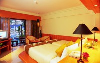   Sea View Patong 4*  13