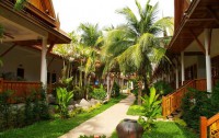   Bangtao Village Resort 3*  9