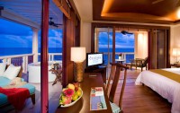   Centara Grand Beach Resort Phuket 5*  7